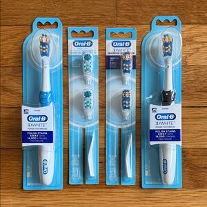 Oral B 3D White Power Toothbrushes & Oral B Toothbrush Replacement Heads NWT